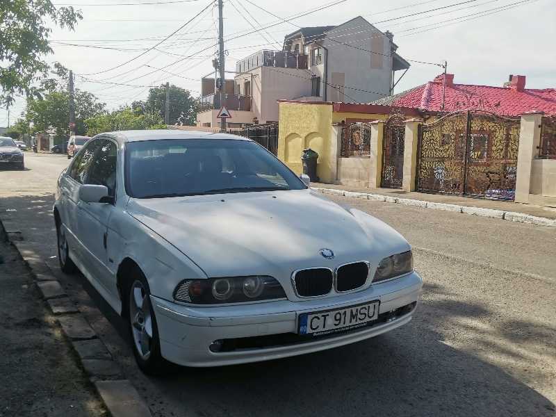 BMW 5 Series (2001) spotted in Constanţa, Romania