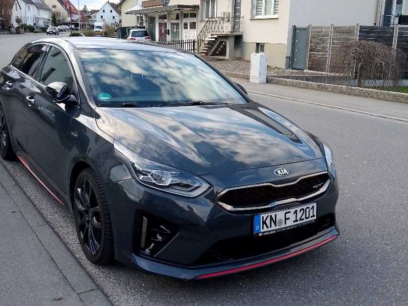Kia Ceed GT spotted in Konstanz