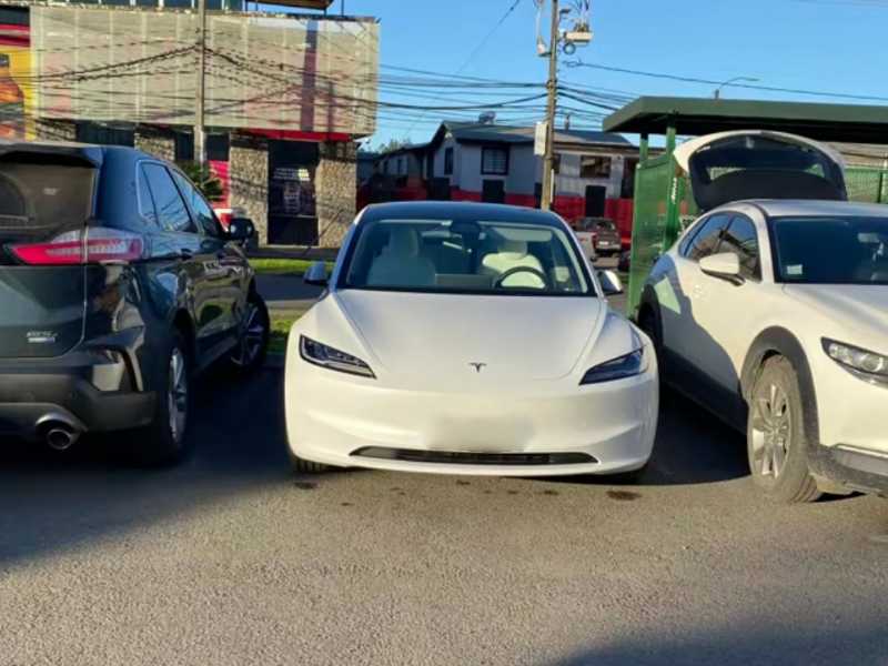 Tesla Model 3 spotted in San Pedro de la Paz
