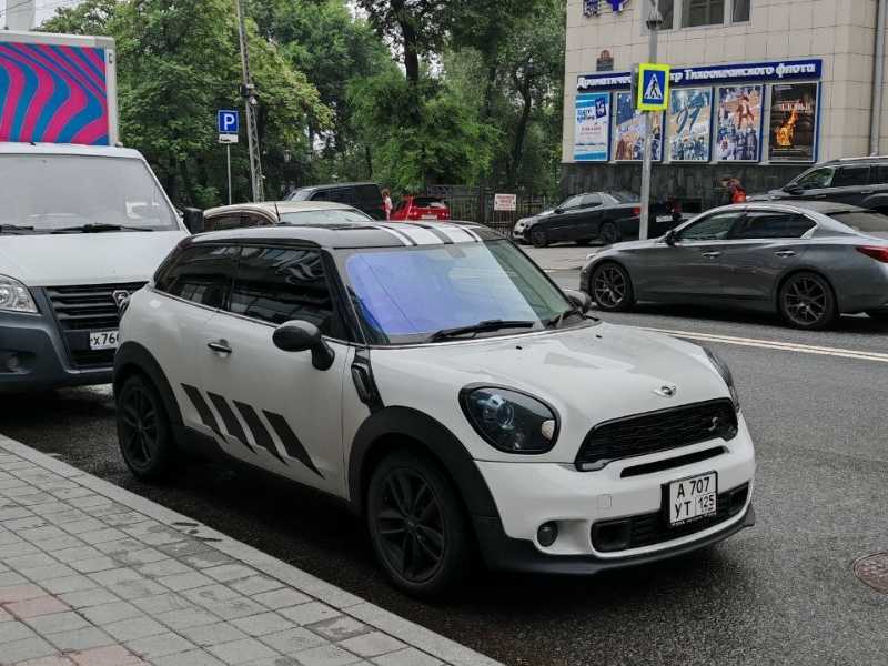 Mini Countryman spotted in Vladivostok