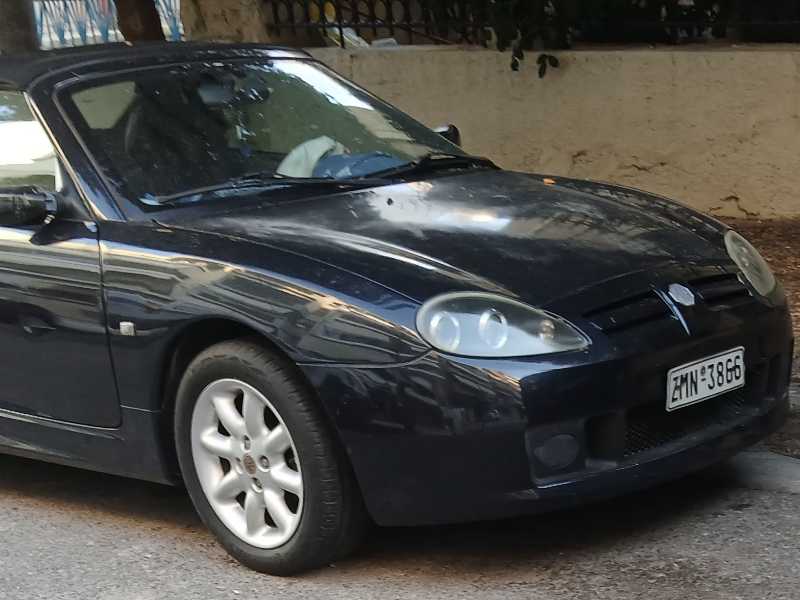 MG F spotted in Níkaia