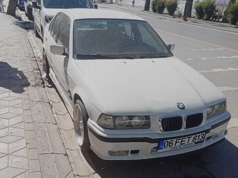 BMW 3 Series (1995) spotted in Ankara, Turkey