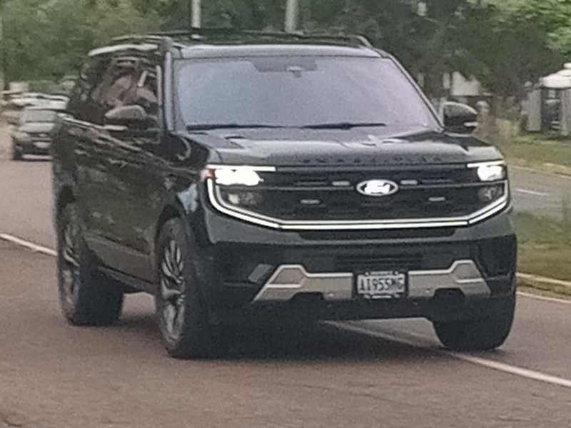 Ford Expedition spotted in Barcelona