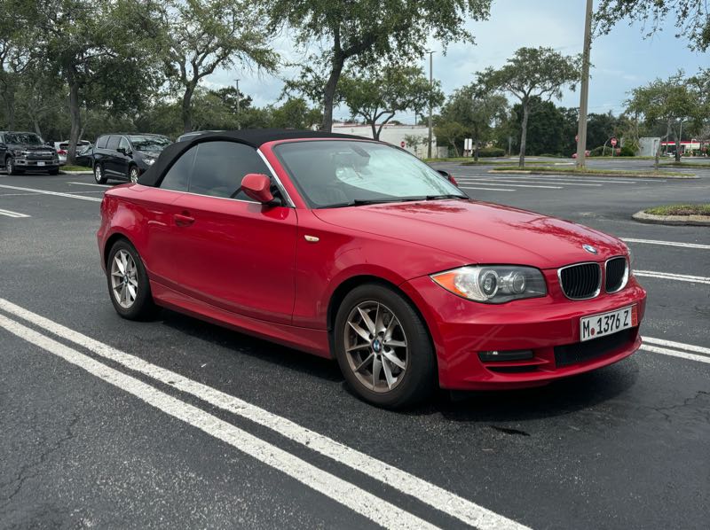 BMW 1 Series (2008) spotted in Clearwater, United States