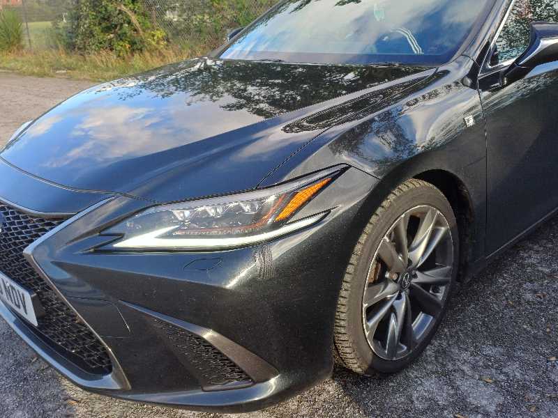 Lexus ES spotted in Cambridge