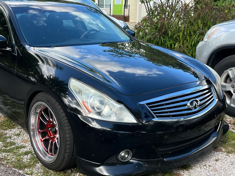 Infiniti G37 spotted in Baluntaicun