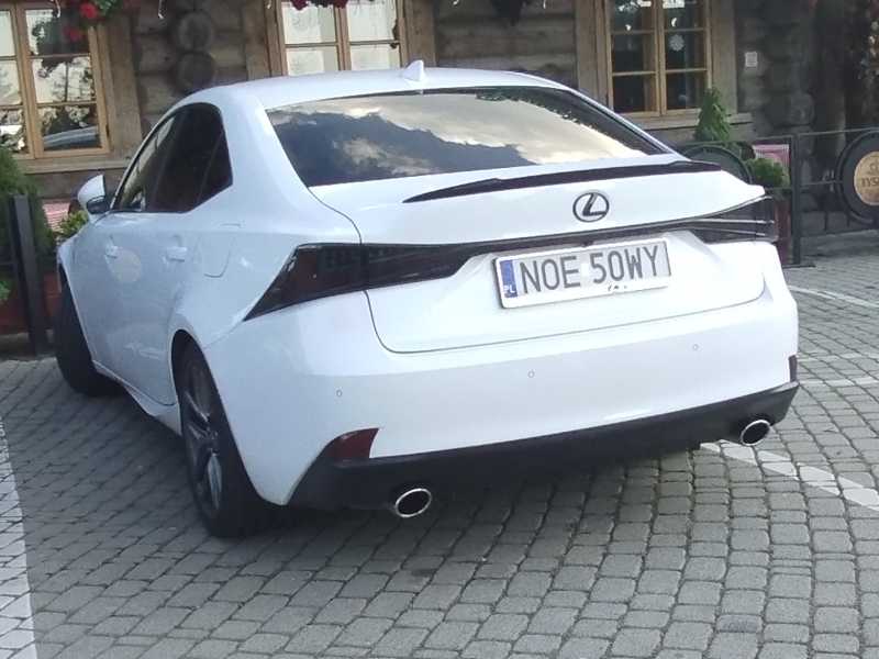 Lexus IS spotted in Wisła