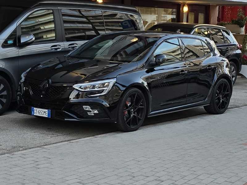 Renault Megane RS spotted in Venice, Italy