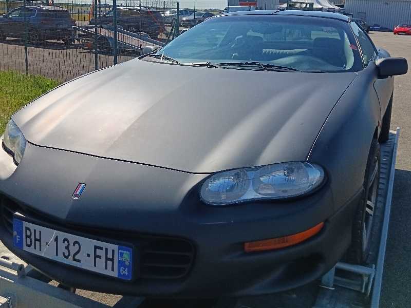 Chevrolet Camaro (1997) spotted in Fontenay-le-Comte, France