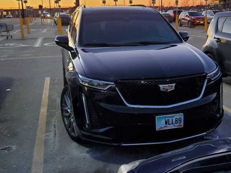 Cadillac XT6 spotted in Sioux Falls