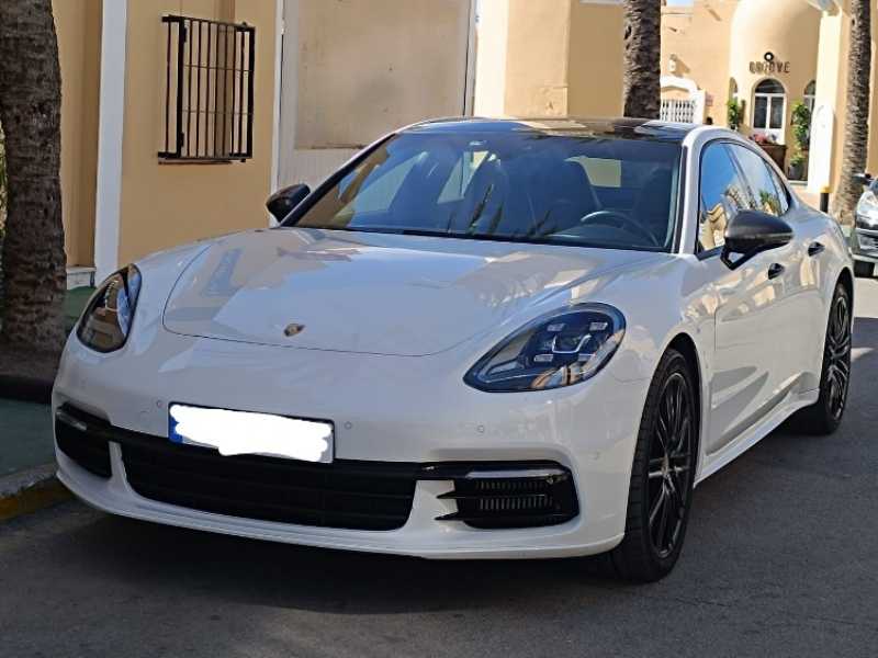 Porsche Panamera spotted in Benalmádena