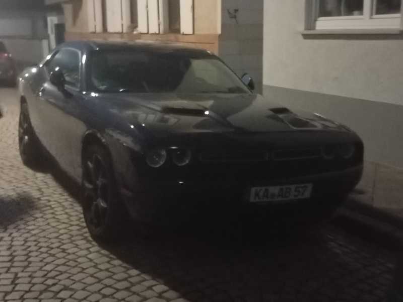 Dodge Challenger spotted in Karlsruhe