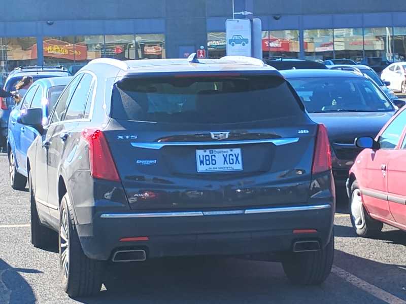 Cadillac XT5 spotted in Montréal