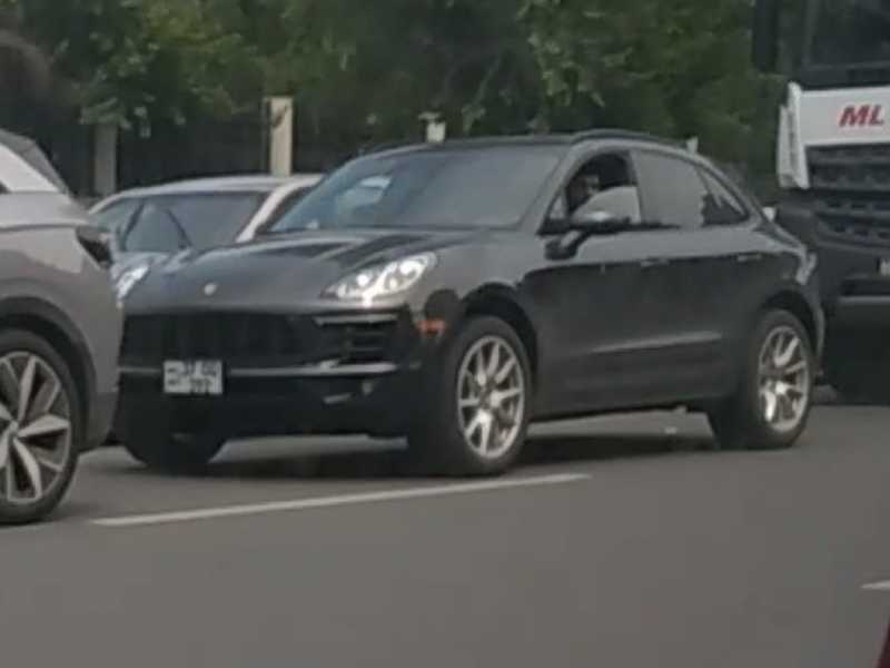 Porsche Macan spotted in Tsovasar