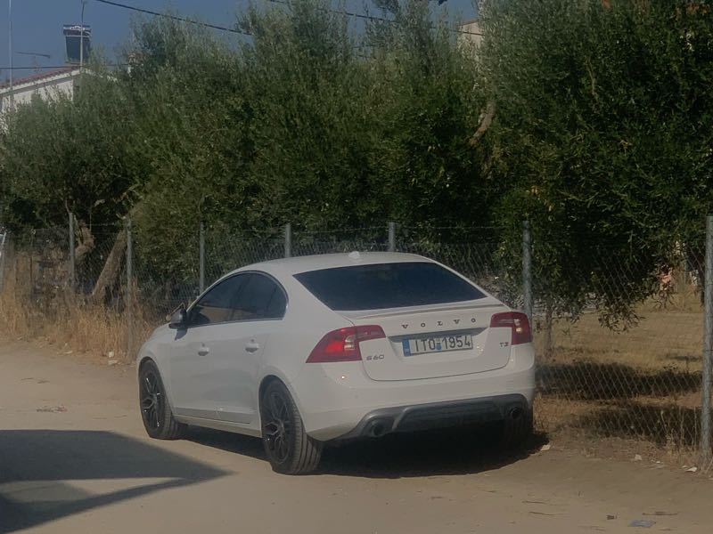 Volvo S60 spotted in Pefkochóri