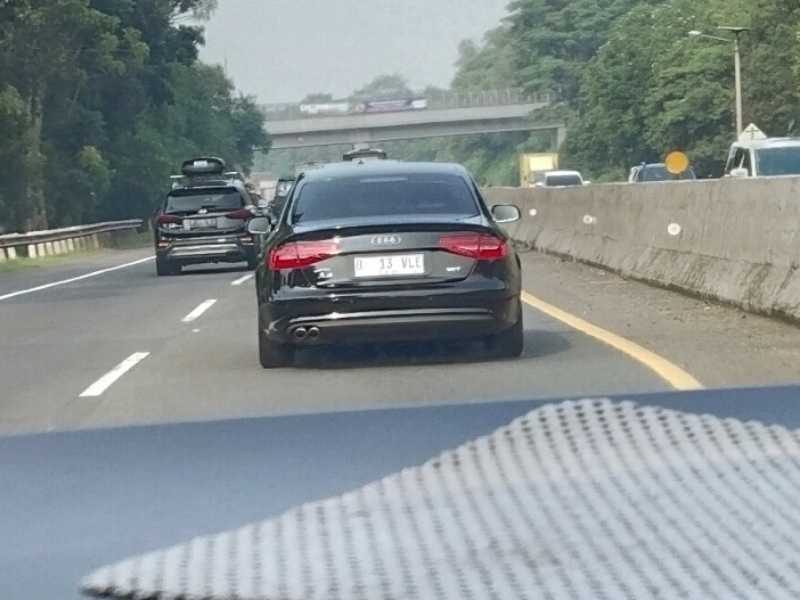 Audi A4 spotted in Bogor