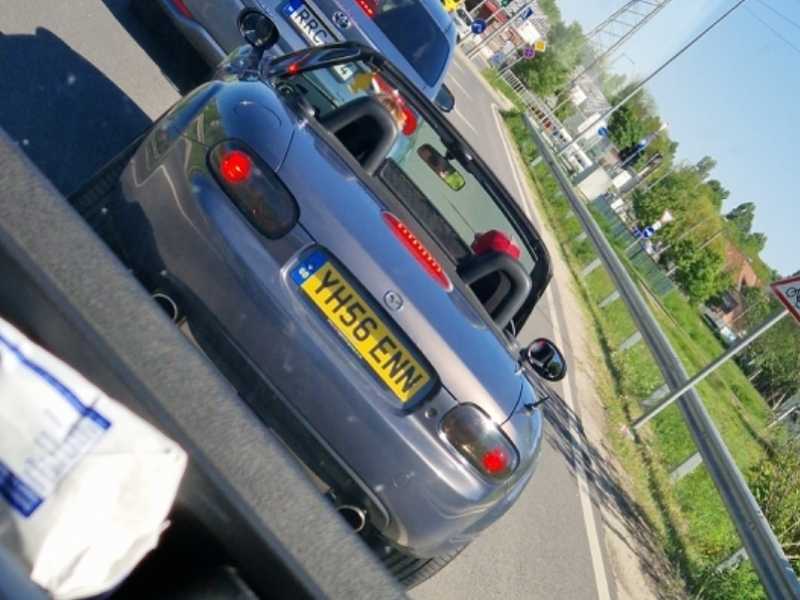 Mazda MX-5 (2006) spotted in Budapest, Hungary