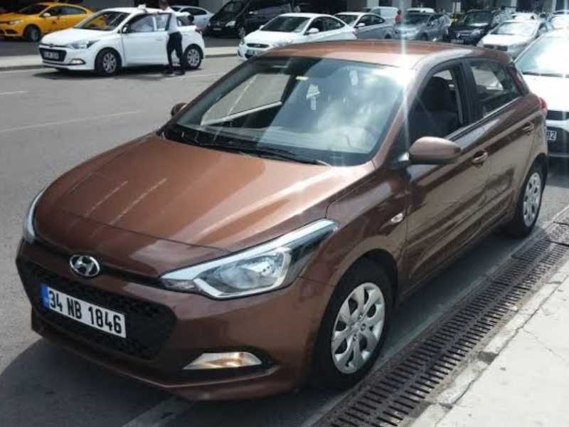 Hyundai i20 spotted in Istanbul