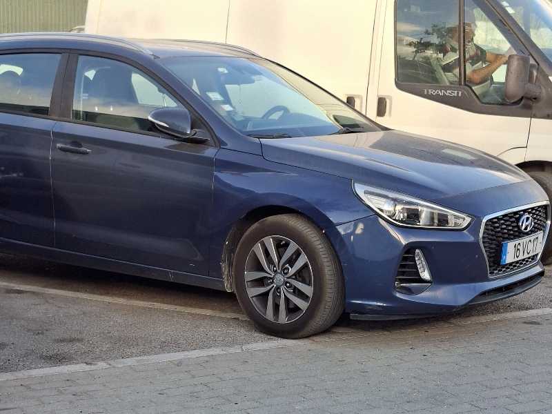Hyundai i30 spotted in Lisbon