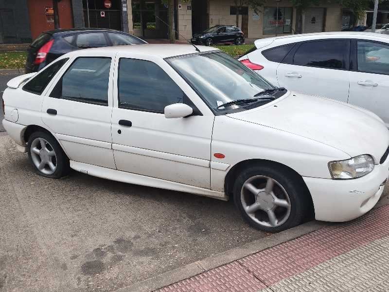 Ford Escort spotted in Logroño