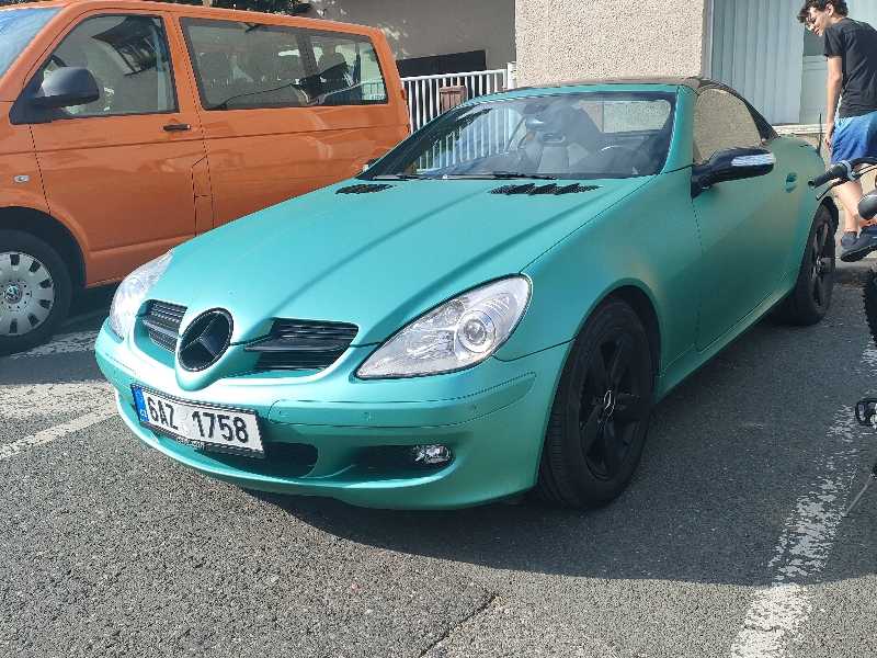 Mercedes-Benz SLK (2004) spotted in Hradec Králové, Czechia