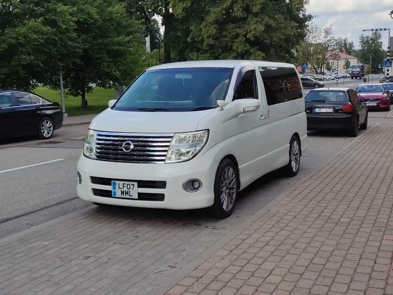 Nissan Elgrand spotted in Smiltene