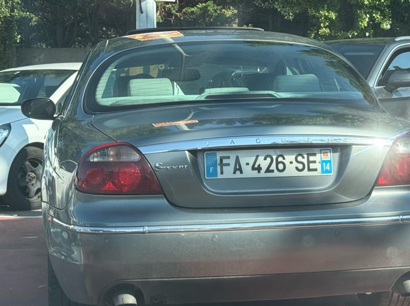 Jaguar S-Type (2000) spotted in Le Havre, France