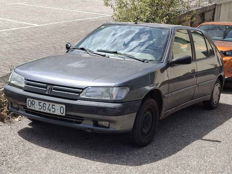Peugeot 306 spotted in Vigo