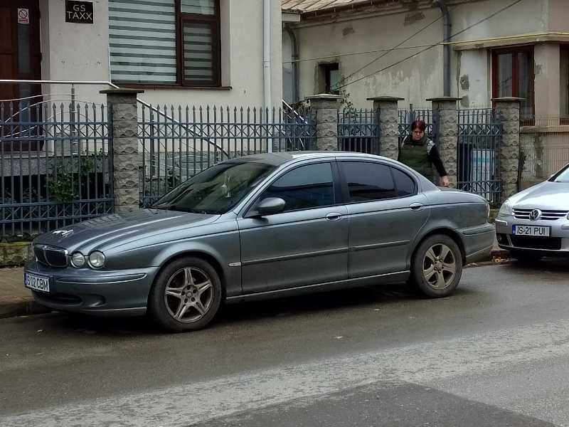 Jaguar X-Type spotted in Iaşi