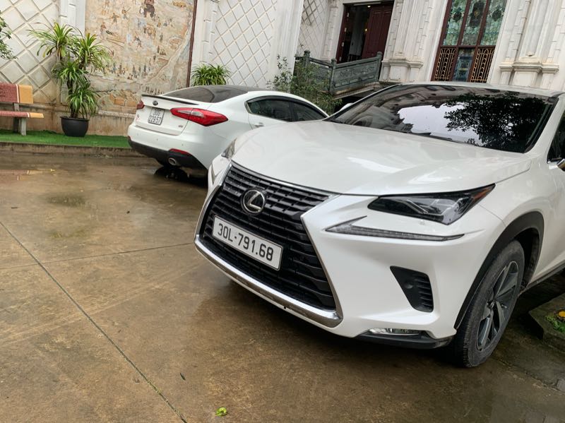 Lexus NX spotted in Hanoi
