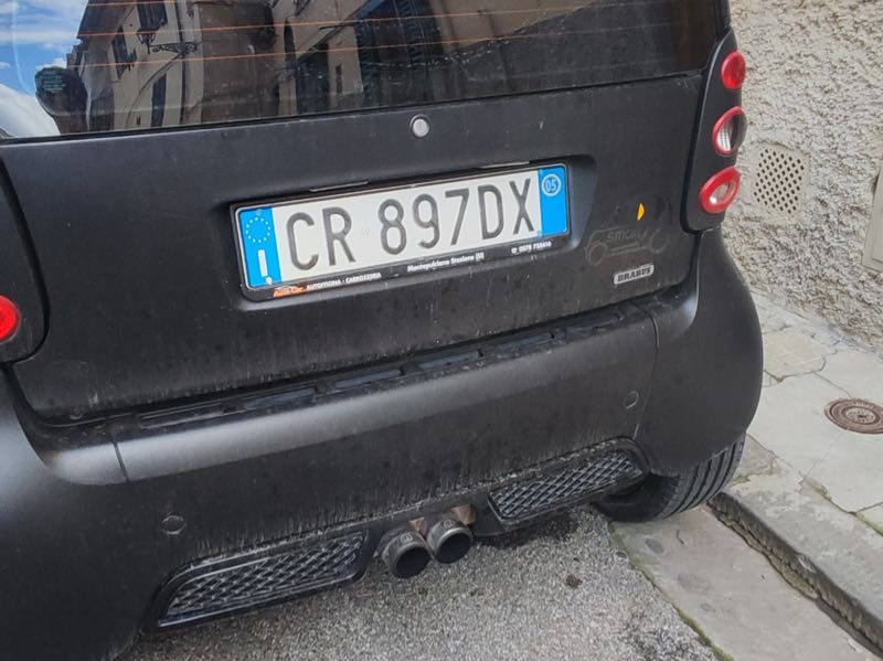 Smart Fortwo Brabus spotted in Florence