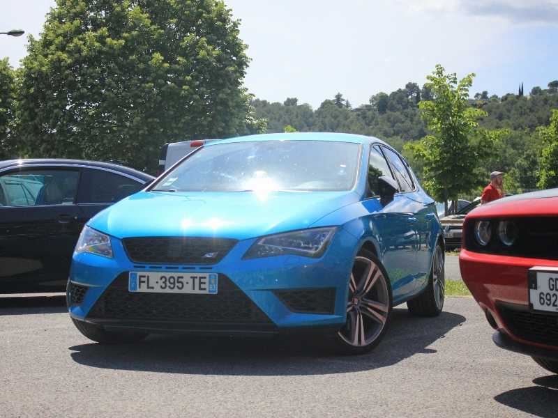 Seat Leon Cupra spotted in Montpellier