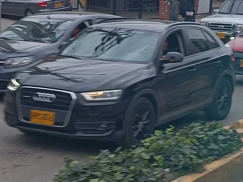 Audi Q3 spotted in Zipaquirá