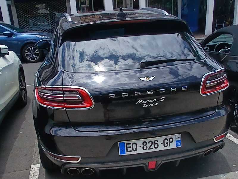 Porsche Macan S Turbo (2021) spotted in Saint-Paul, Reunion
