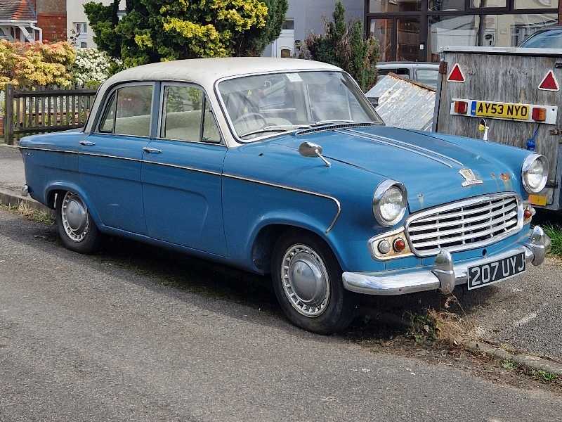 Standard Vanguard spotted in Nuneaton