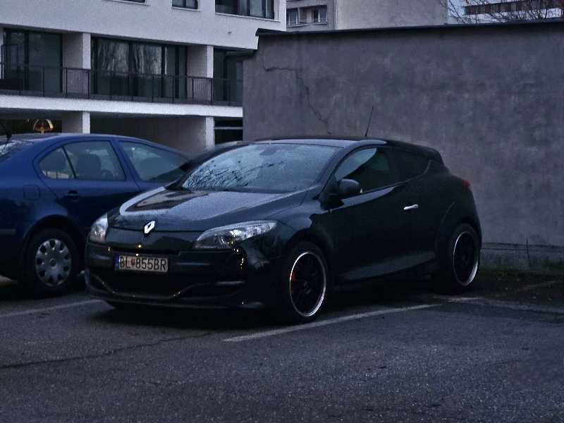 Renault Megane RS (2012) spotted in Bratislava, Slovakia
