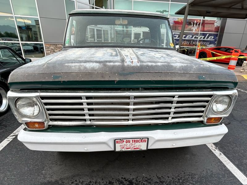 Ford F-100 spotted in Camp Verde
