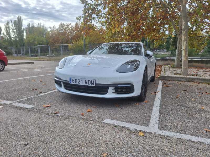 Porsche Panamera spotted in Alcorcón