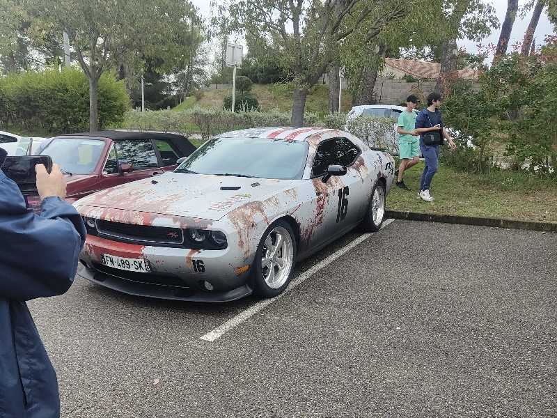 Dodge Challenger spotted in Istres