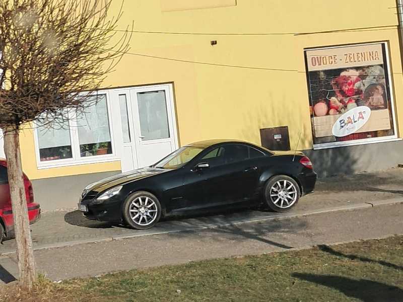 Mercedes-Benz SLK spotted in Dolní Bousov