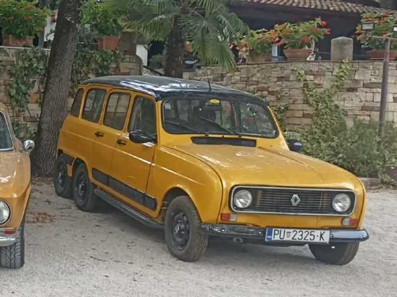 Renault 4 spotted in Tušilović