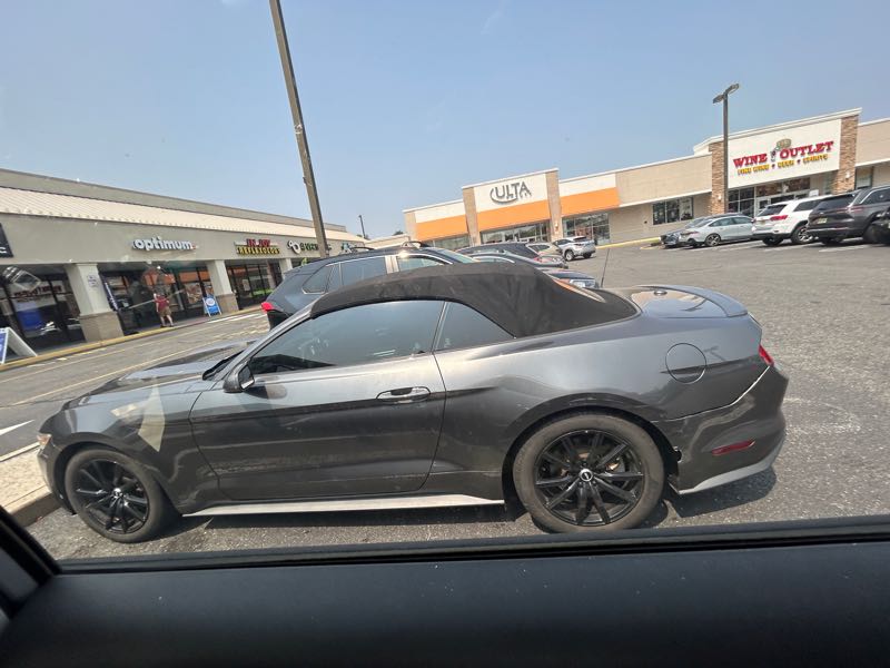 Ford Mustang (2021) spotted in Brick, United States