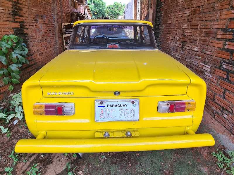 Classic Alfa Romeo in Yellow spotted in Encarnación