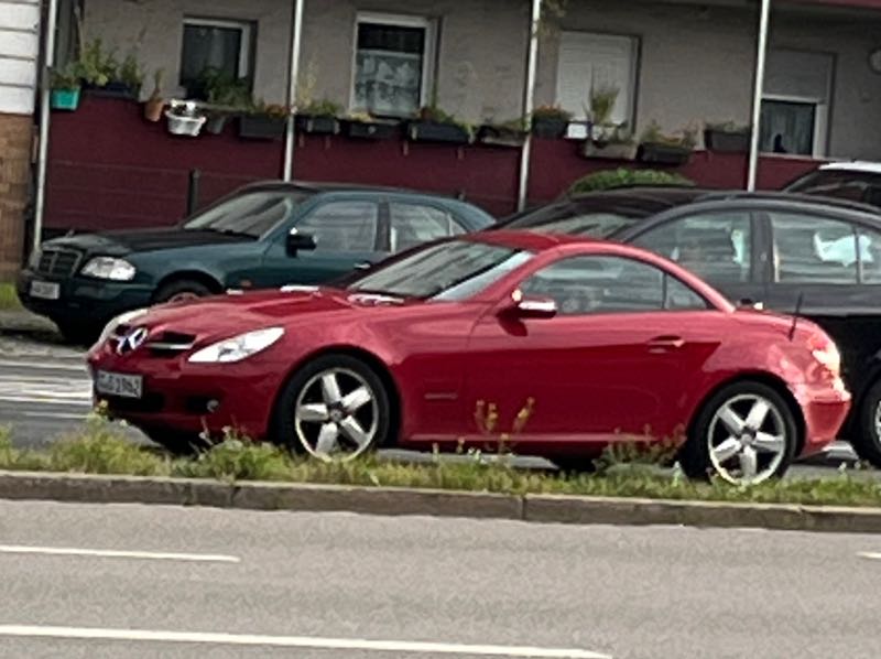 Mercedes-Benz SLK320 spotted in Nuremberg
