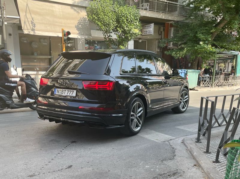 Audi Q7 spotted in Thessaloníki