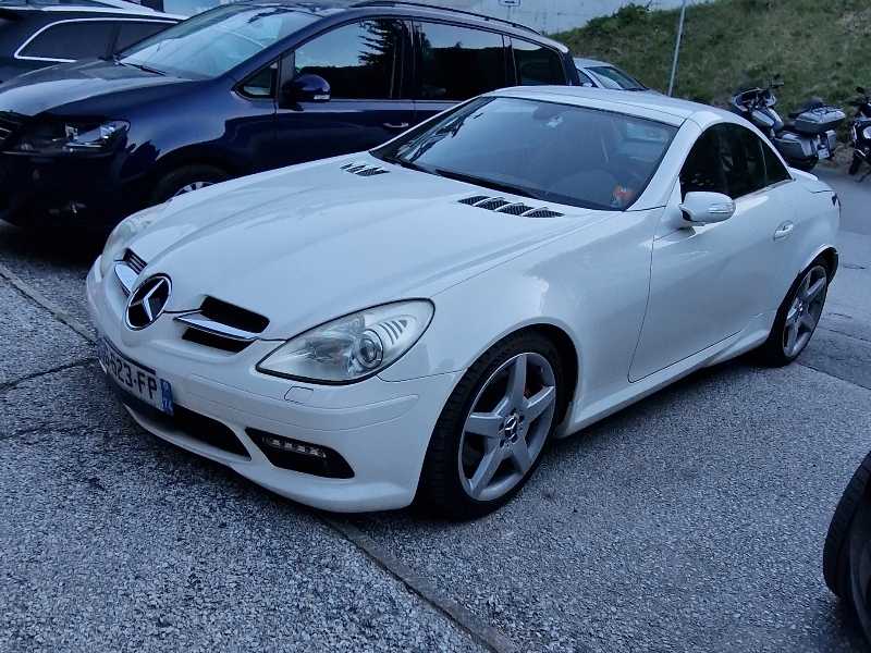Mercedes-Benz SLK spotted in Sierre
