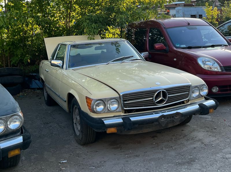 Mercedes-Benz SL-Class spotted in Olsztyn
