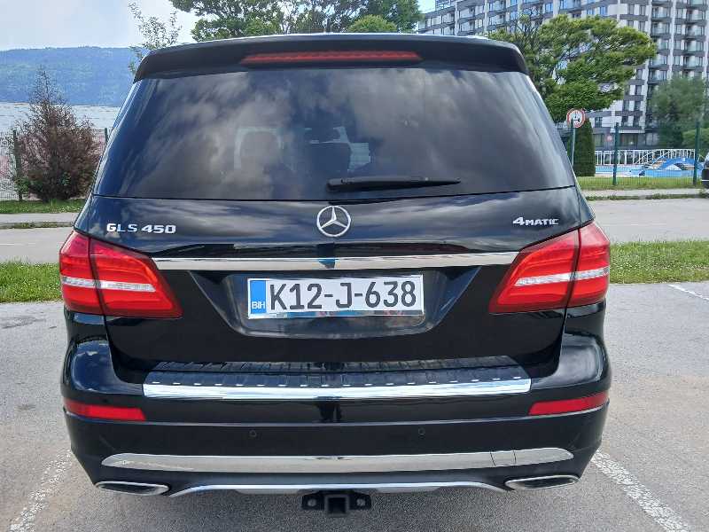 Mercedes-Benz GLS 450 spotted in Sarajevo