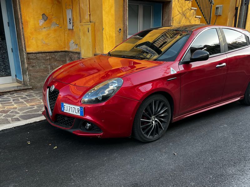 Alfa Romeo Giulietta spotted in Cassano All'Ionio
