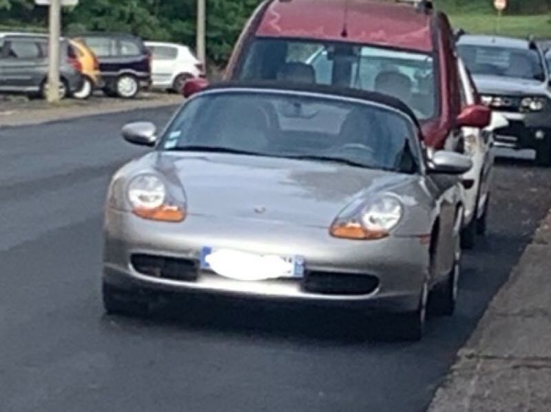Porsche Boxster spotted in Bazas